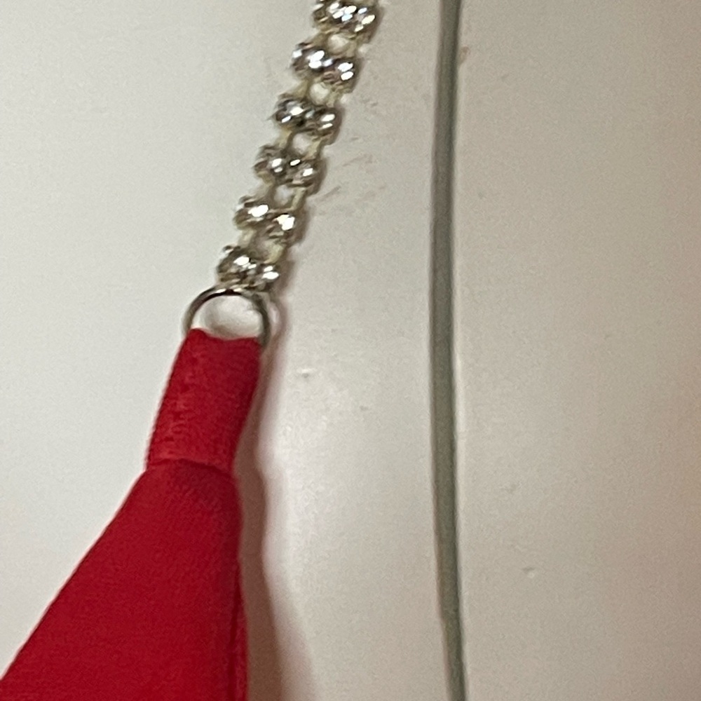 Charlotte Russe Red Sleeveless Bodysuit with Chain Strap Accents Size L - Picture 6 of 6